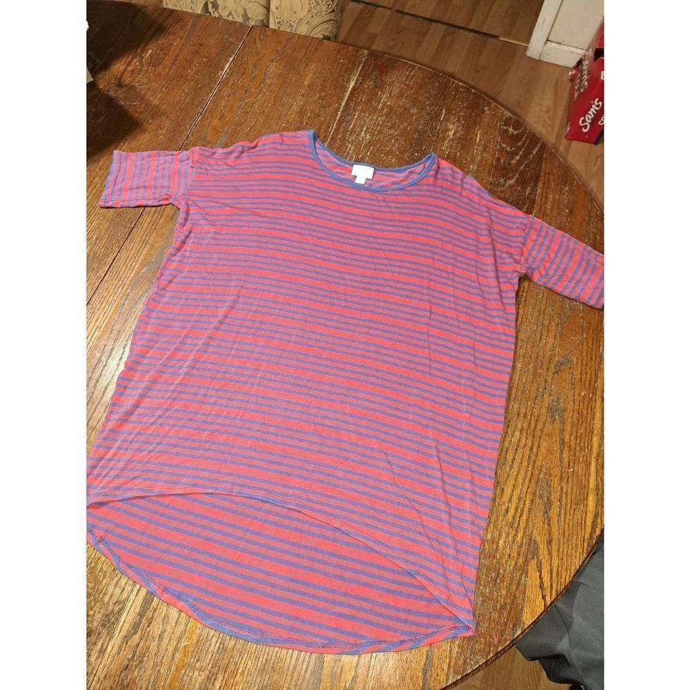 Small LuLaRoe Red Blue Striped Round Neck Short Sleeve Hi Low Pullover Shirt Top